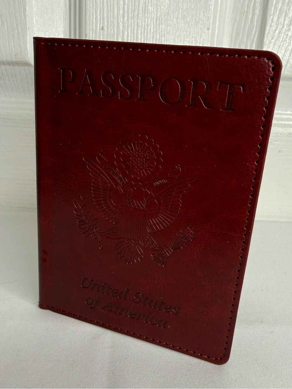 PASSPORT USA PASSPORT FOLDING ID HOLDER/CASE/COVER
